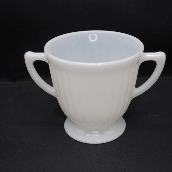 Macbeth Evans Monax Petalware White Creamer Sugar Set - Picture 2 of 6